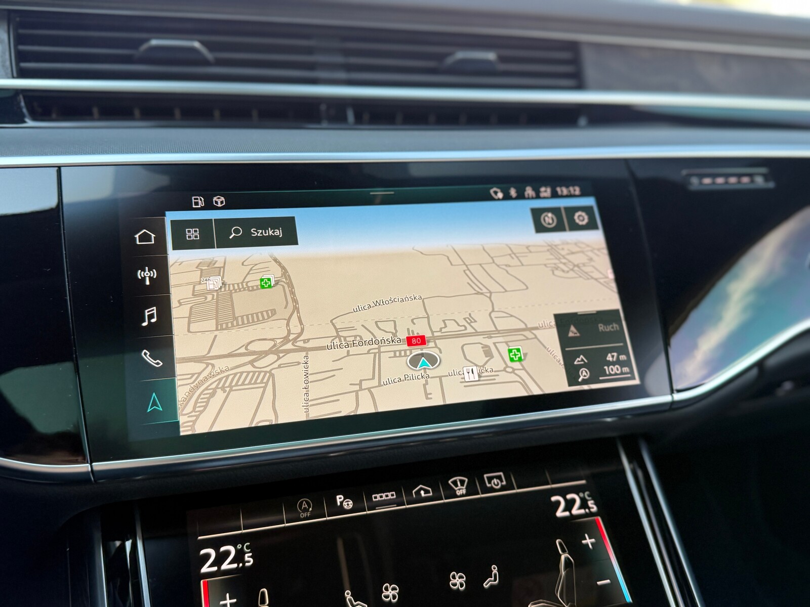 Audi A8 - zdjęcie 31