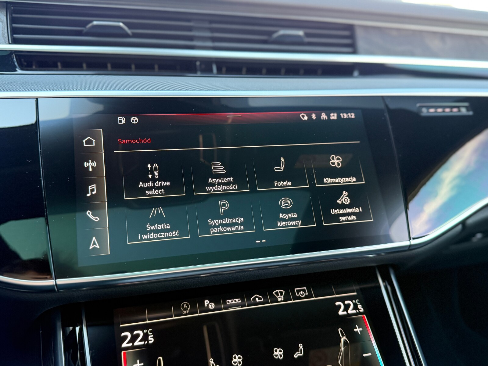 Audi A8 - zdjęcie 33