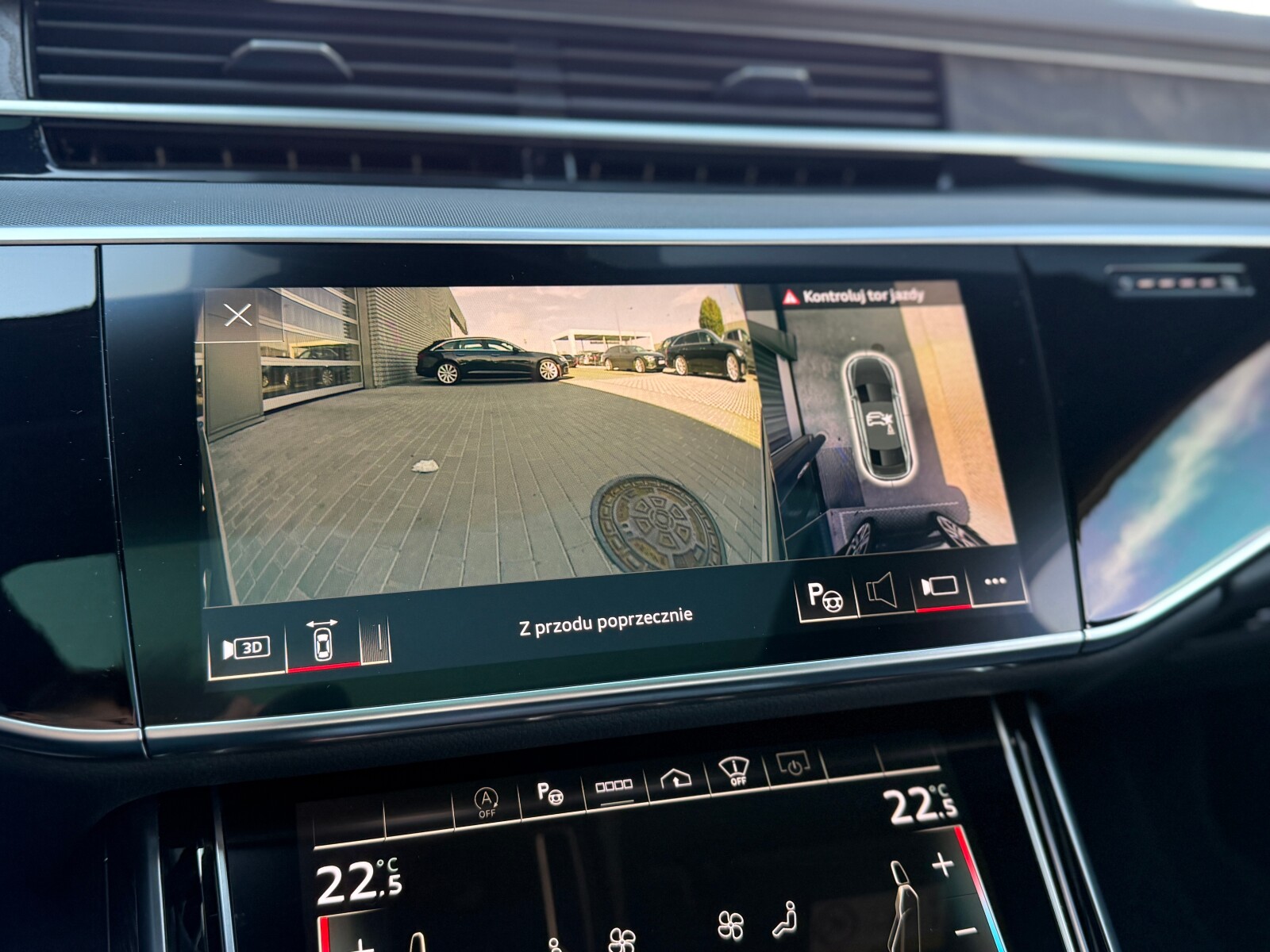 Audi A8 - zdjęcie 38