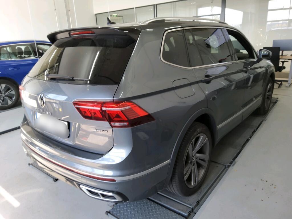 Volkswagen Tiguan Allspace - zdjęcie 2