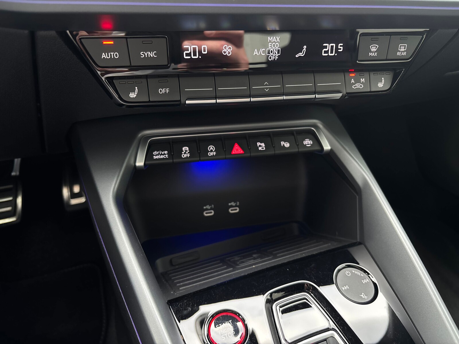 Audi S3 Sportback - zdjęcie 19