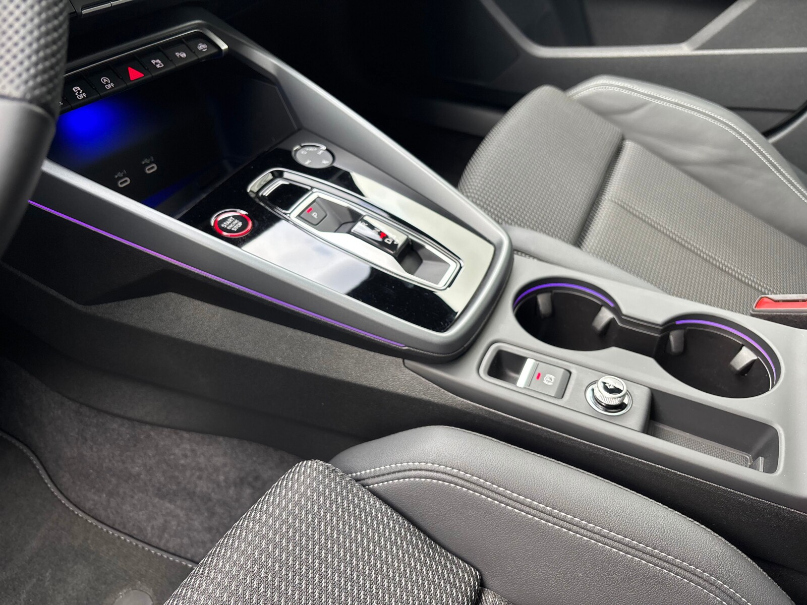 Audi S3 Sportback - zdjęcie 18