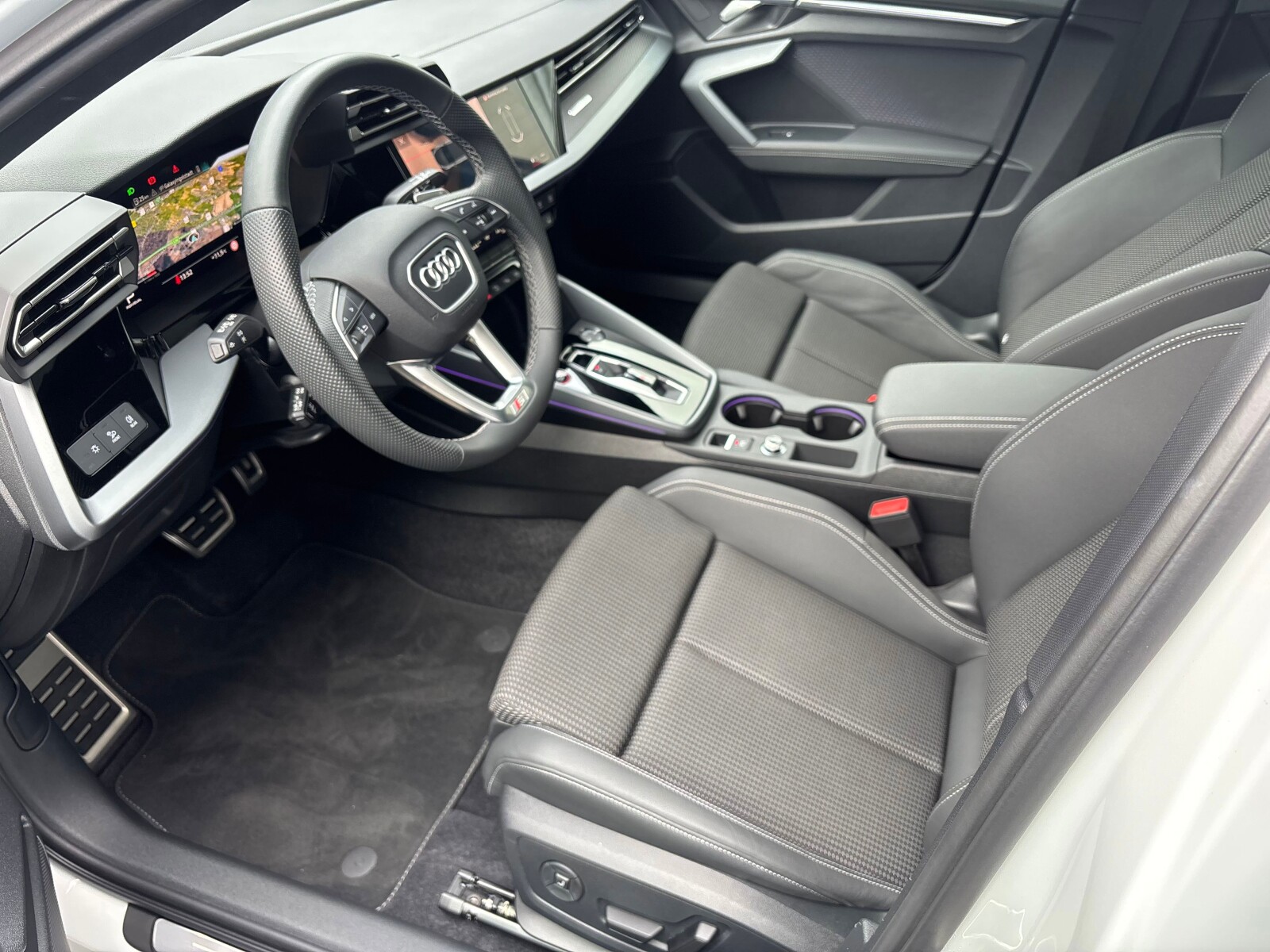 Audi S3 Sportback - zdjęcie 16