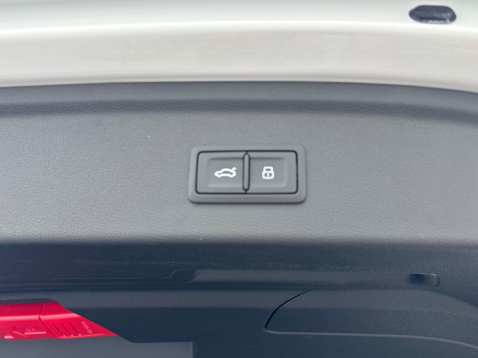 Audi S3 Sportback - zdjęcie 37