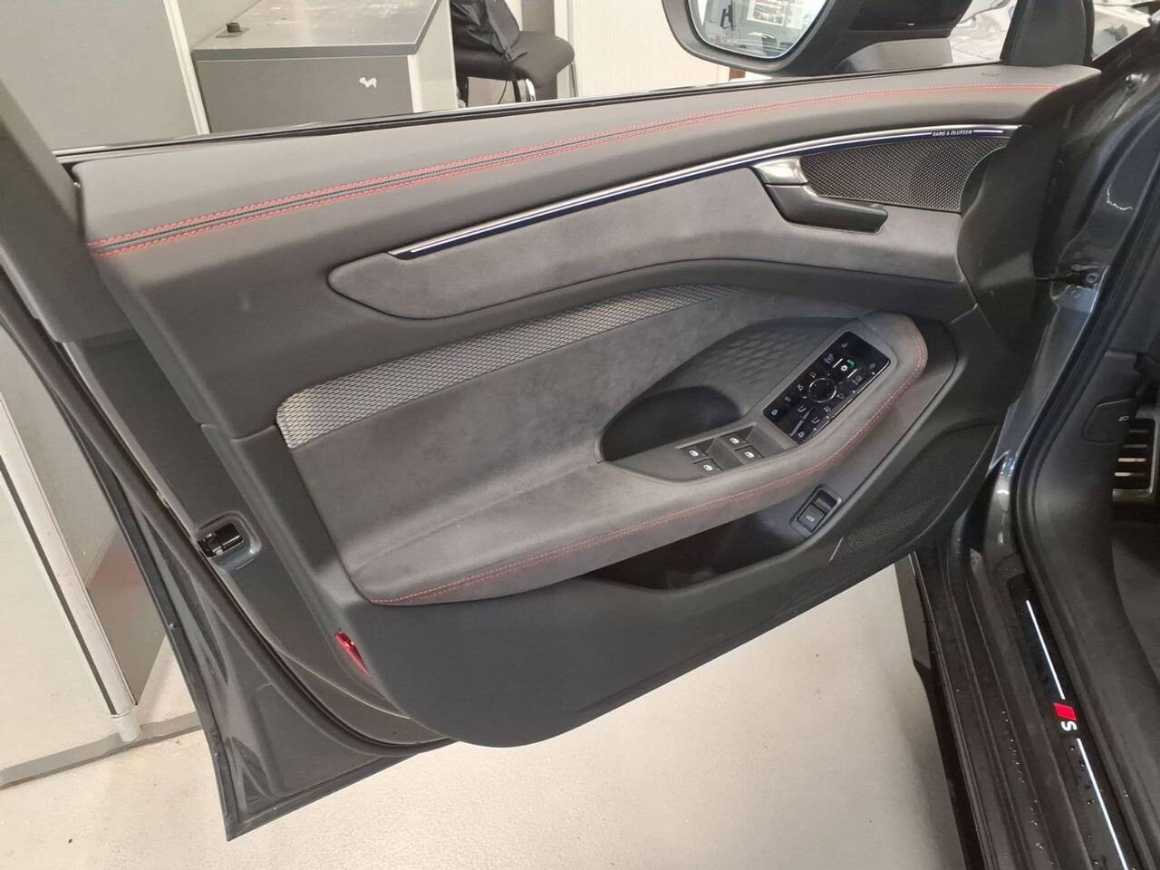 Audi A6 Avant - zdjęcie 5