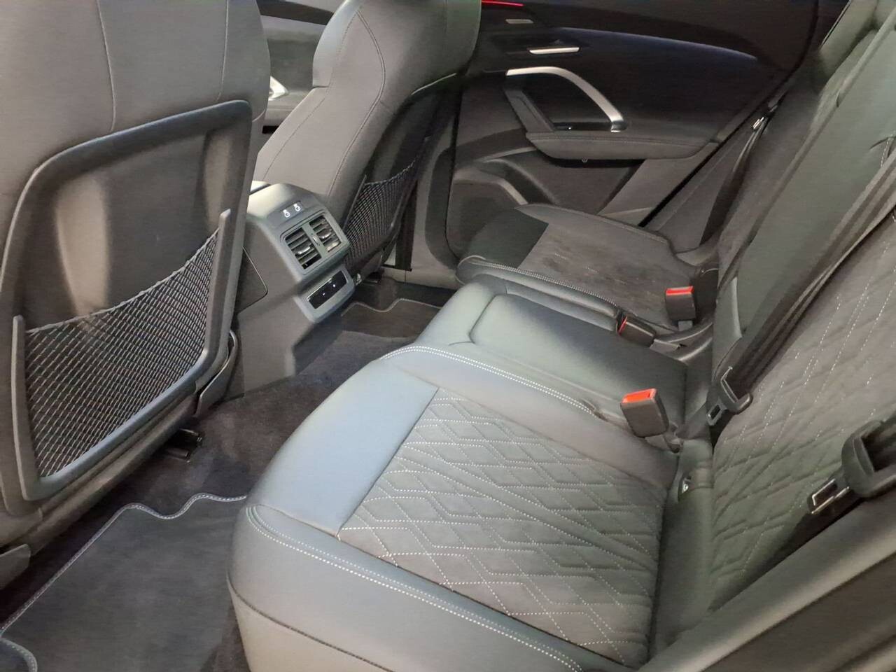 Audi Q5 Sportback - zdjęcie 7