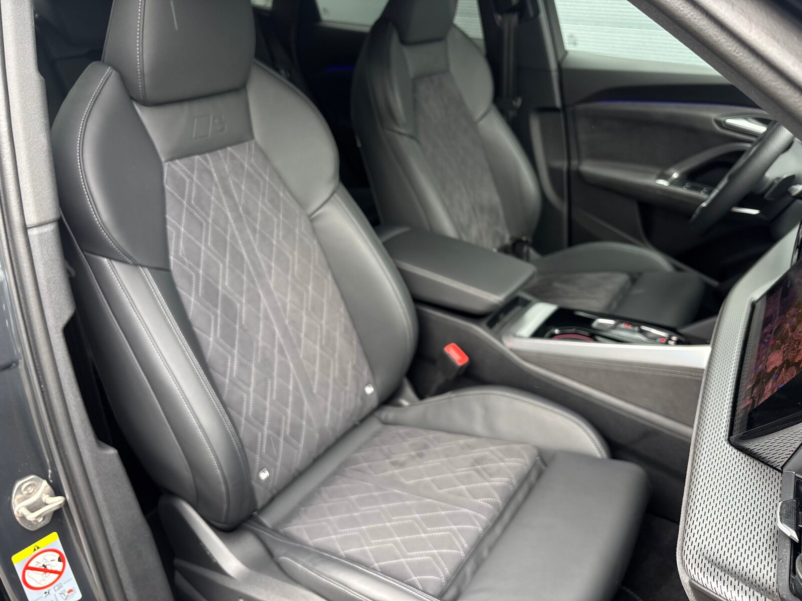 Audi Q5 Sportback - zdjęcie 35