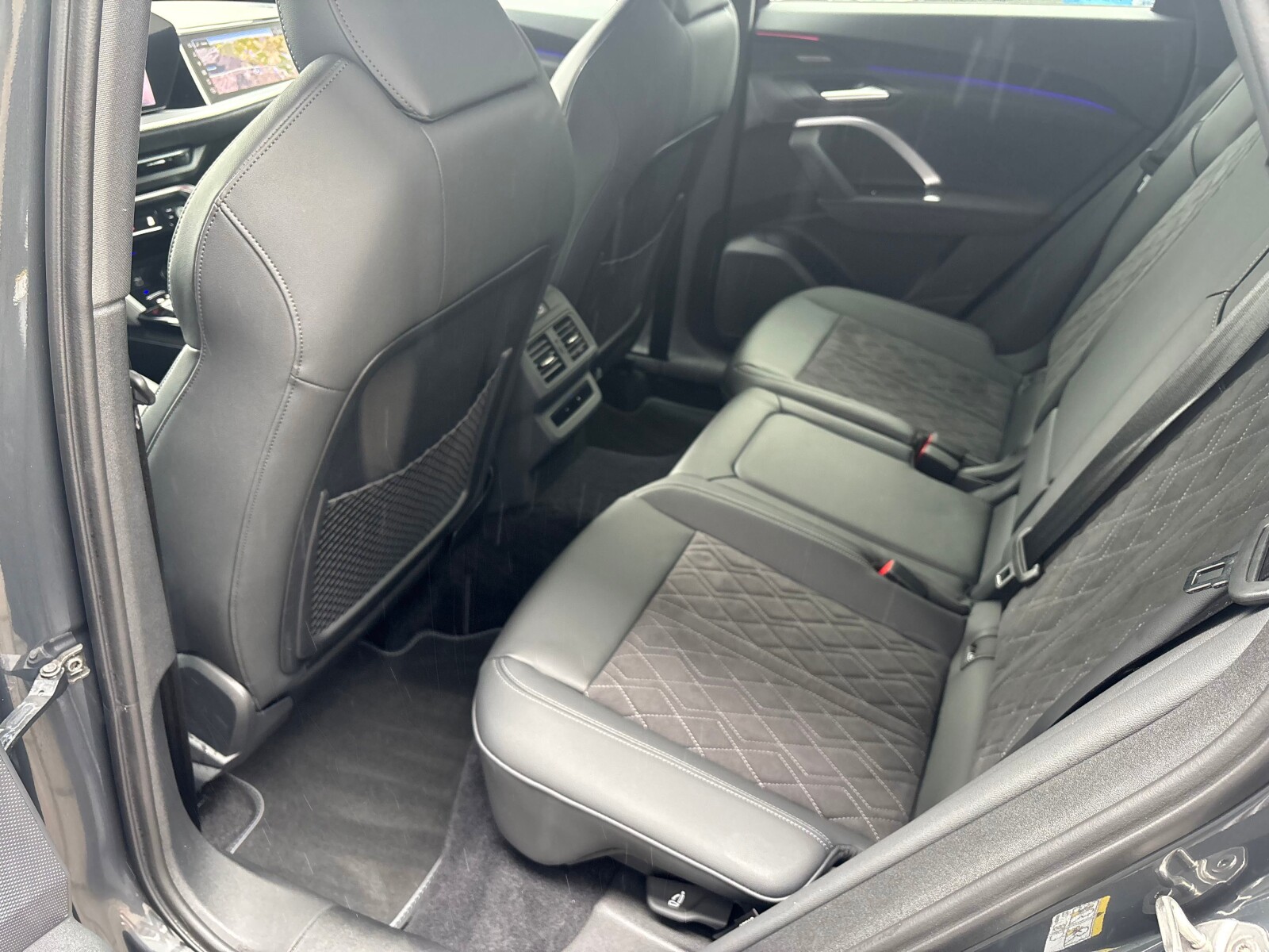 Audi Q5 Sportback - zdjęcie 29