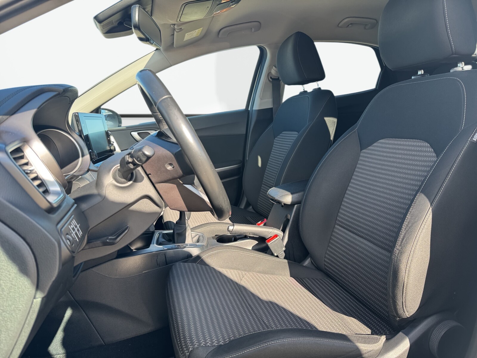 Kia XCeed - zdjęcie 9