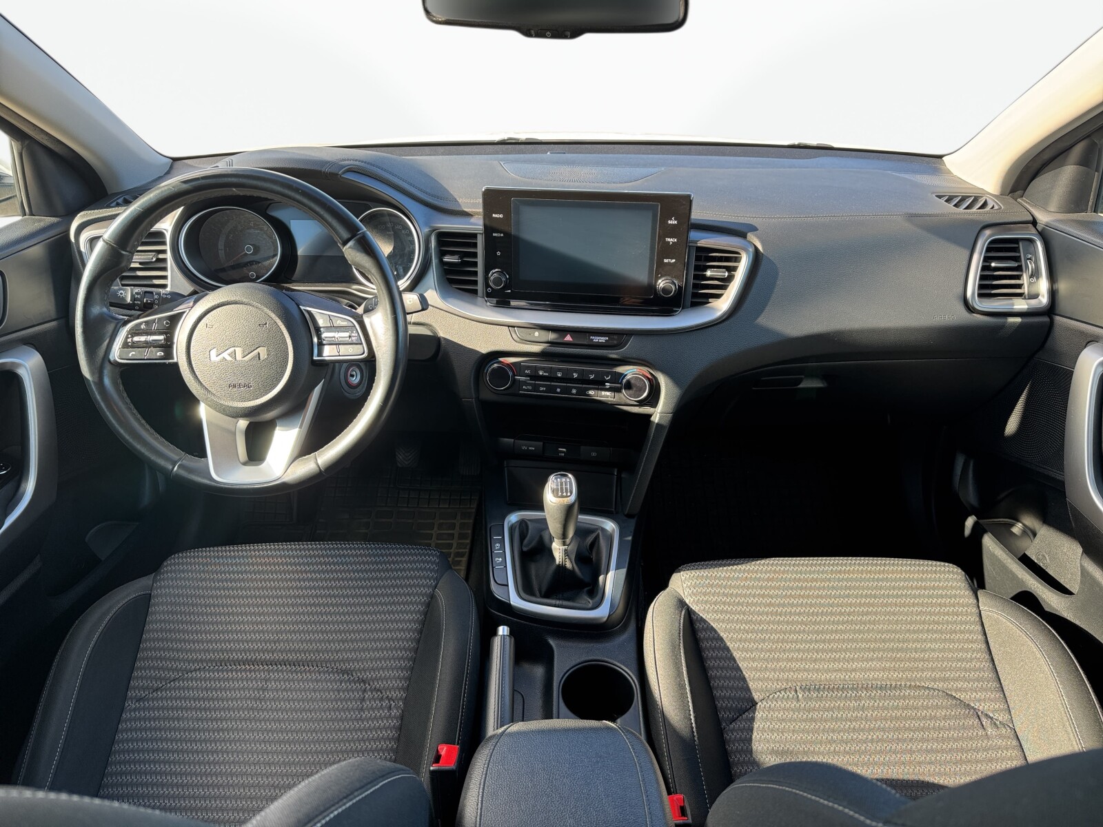 Kia XCeed - zdjęcie 10