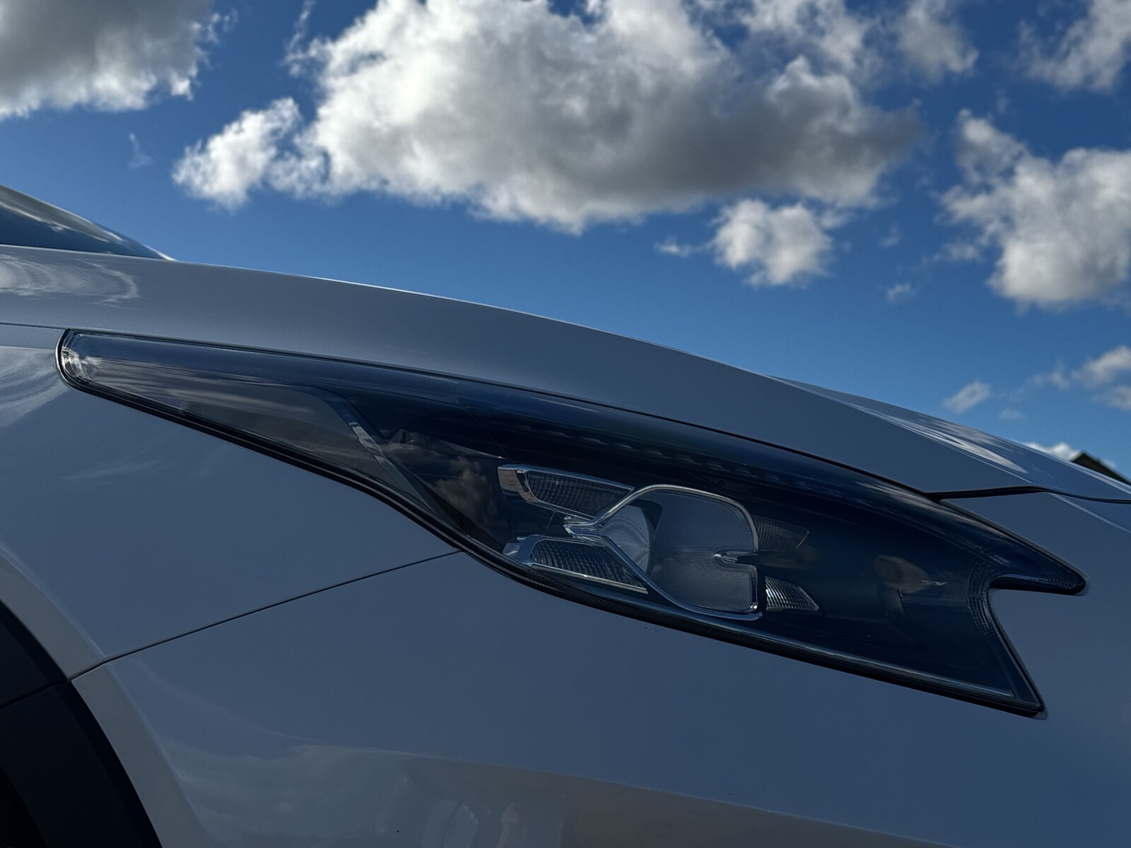 Kia XCeed - zdjęcie 24