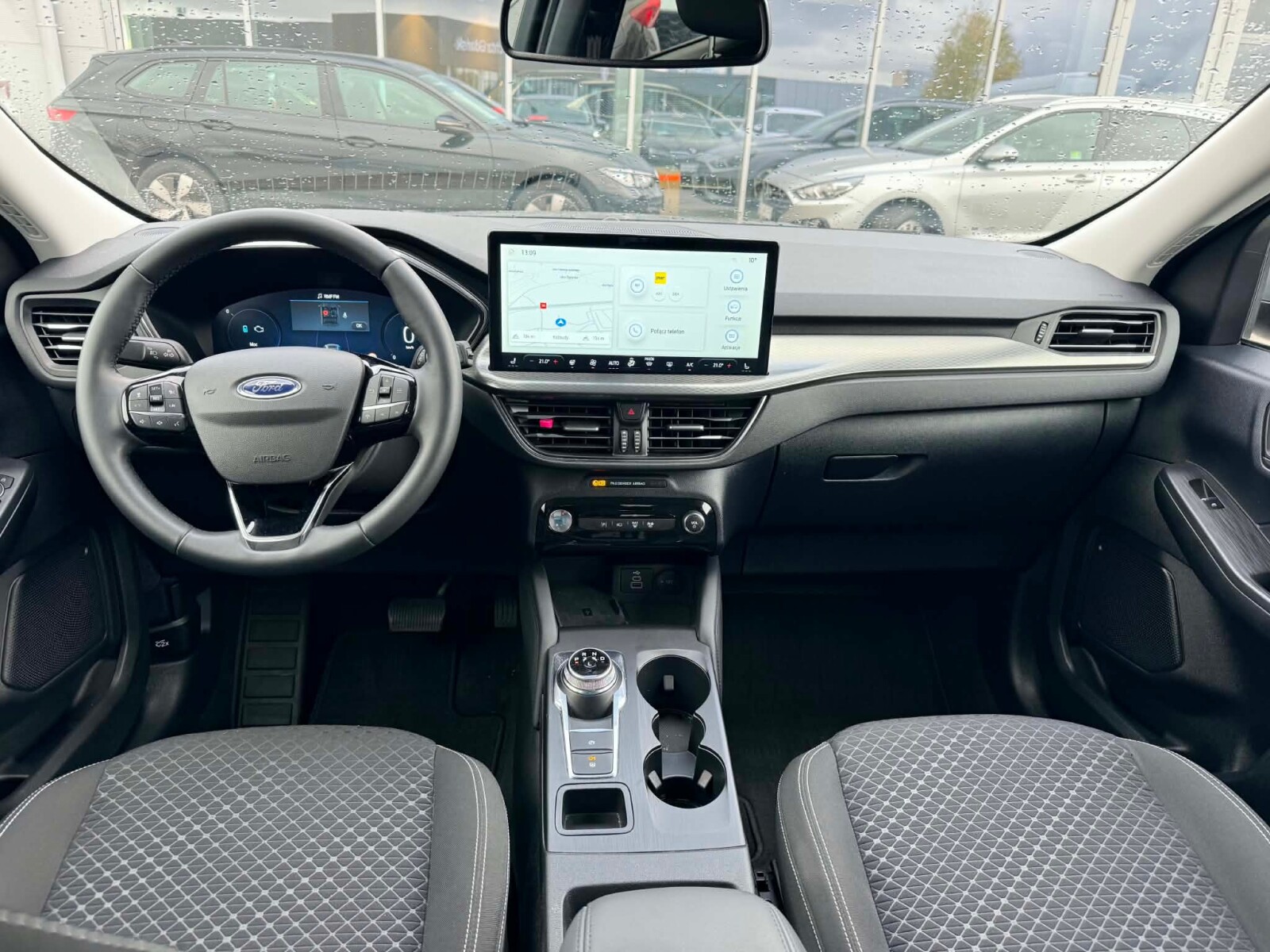 Ford Kuga - zdjęcie 3