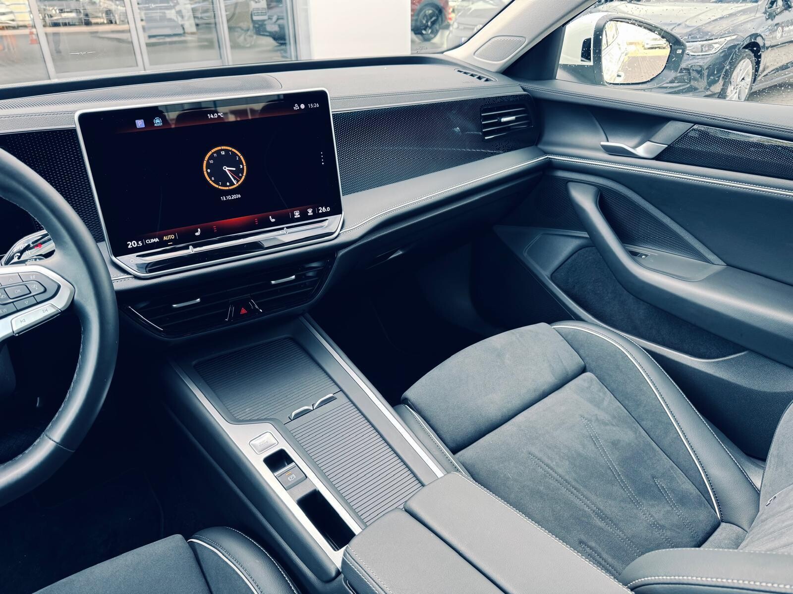 Volkswagen Passat - zdjęcie 23