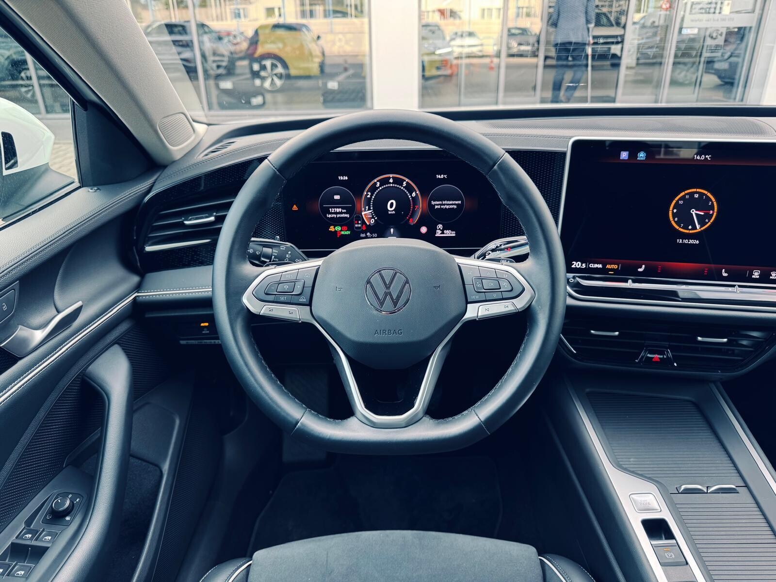 Volkswagen Passat - zdjęcie 22