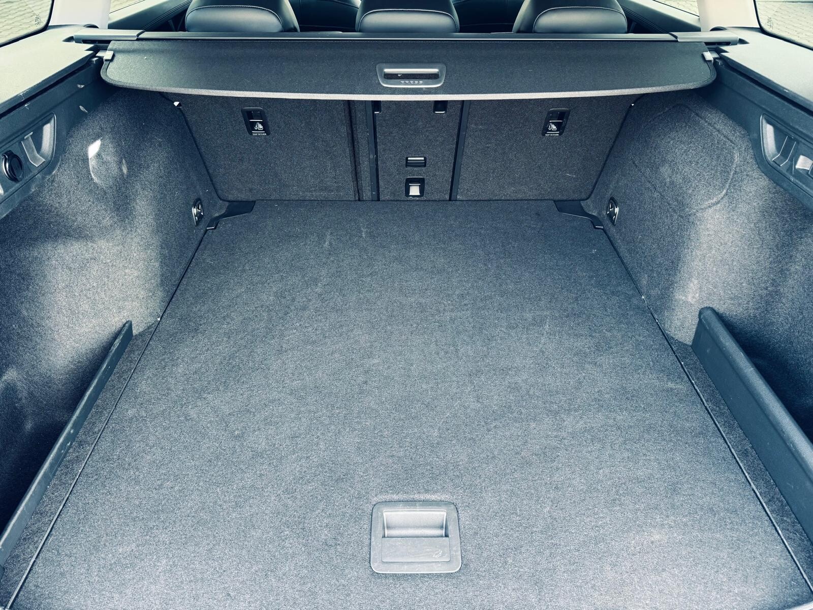 Volkswagen Passat - zdjęcie 9