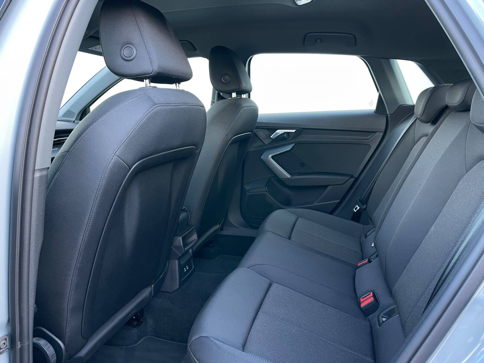 Audi A3 Sportback - zdjęcie 11