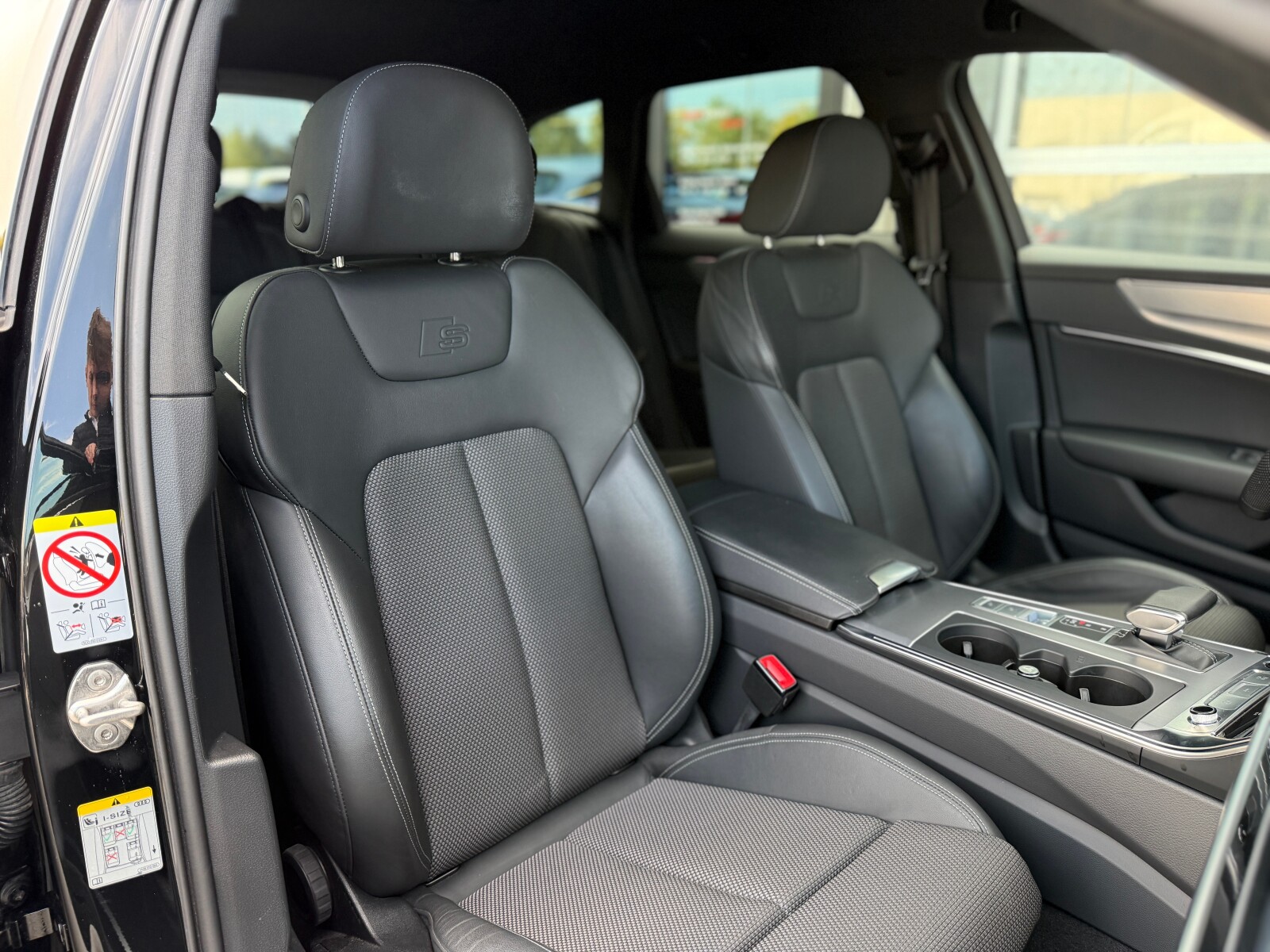 Audi A6 Avant - zdjęcie 23