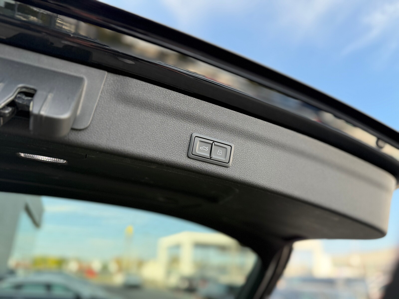 Audi A6 Avant - zdjęcie 10