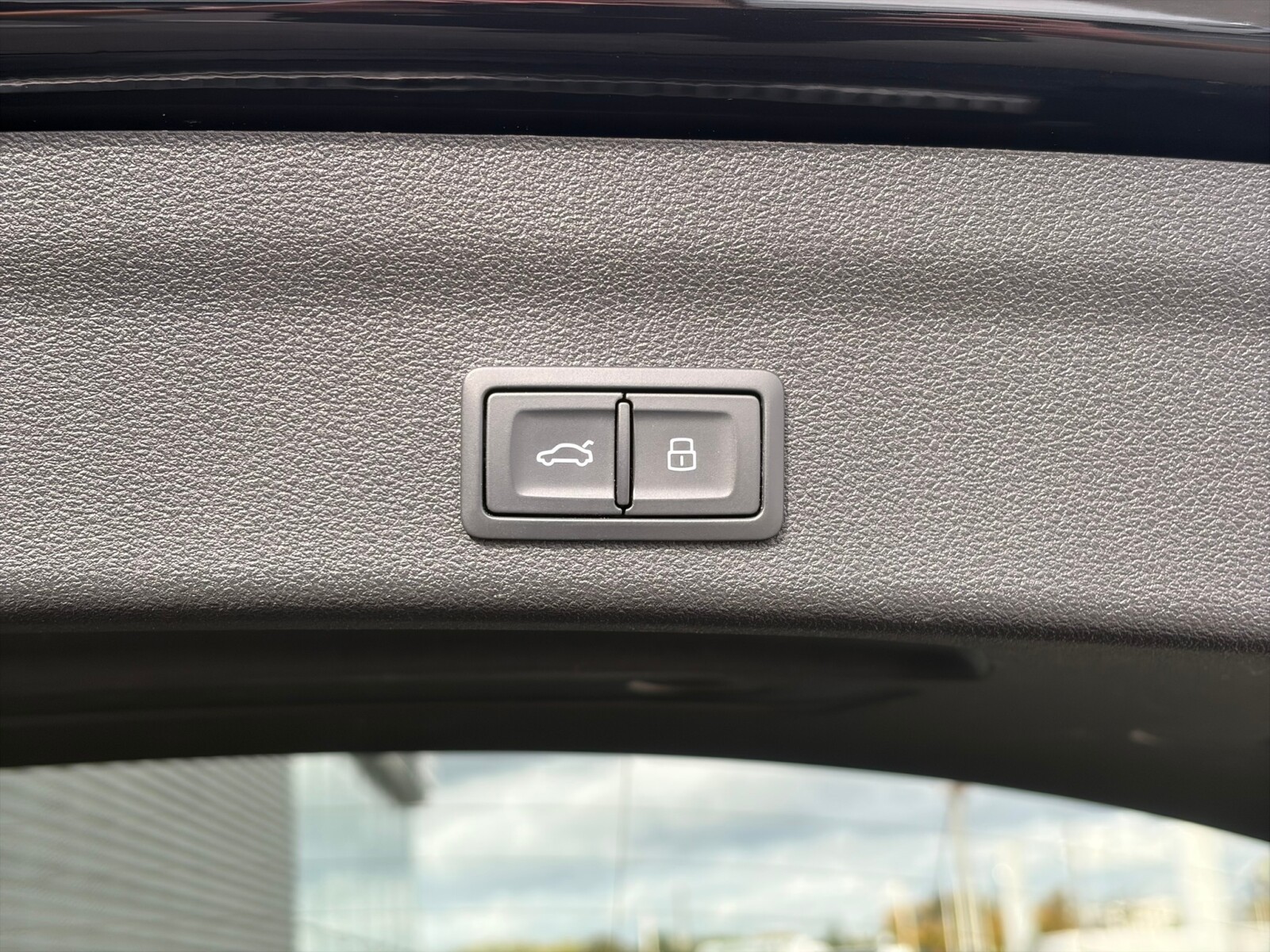 Audi A6 Avant - zdjęcie 10