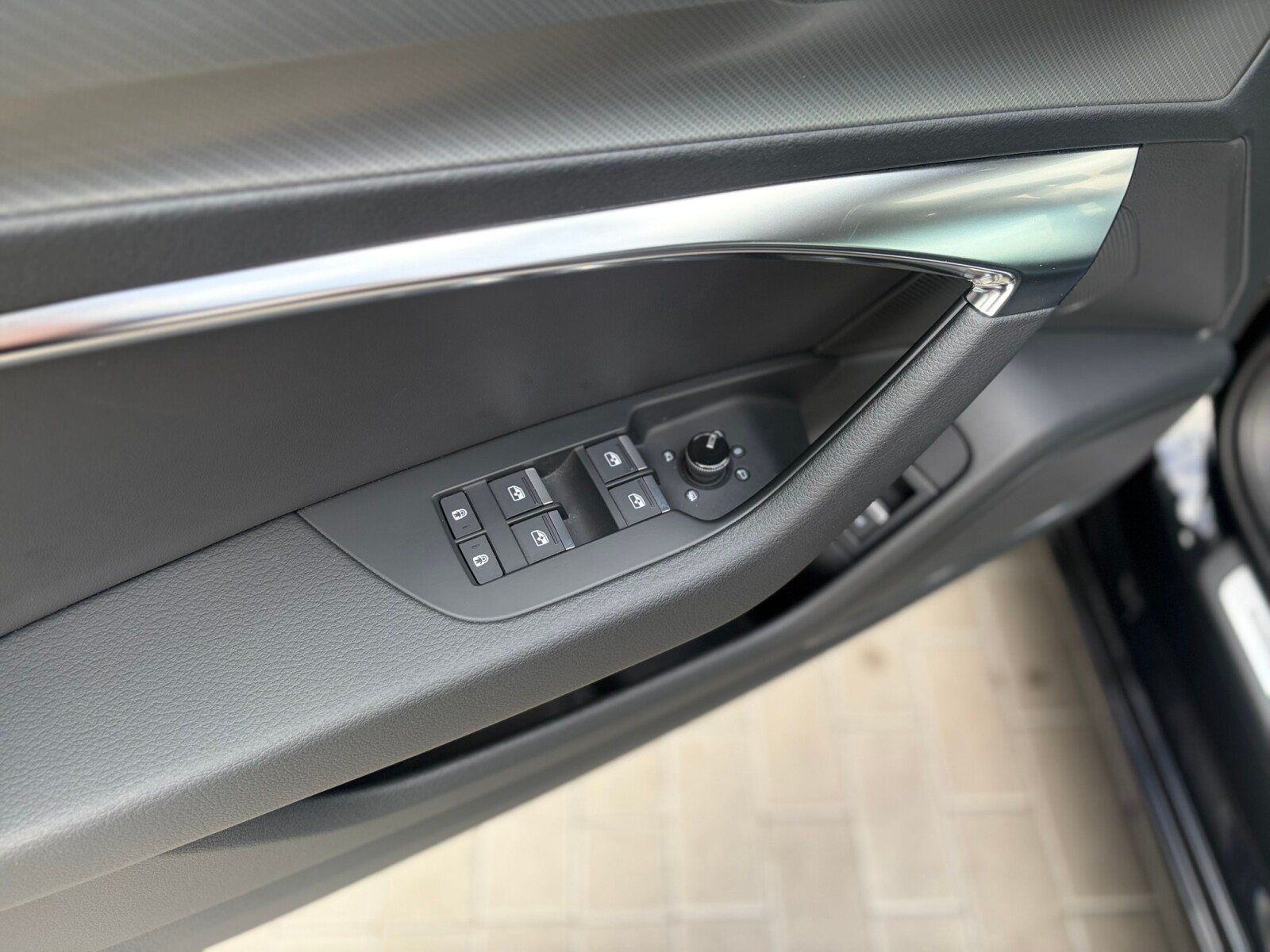 Audi A6 Avant - zdjęcie 19