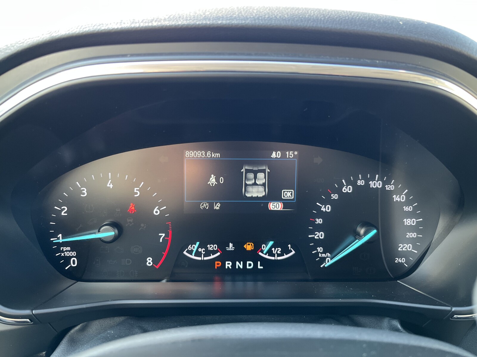 Ford Focus - zdjęcie 22