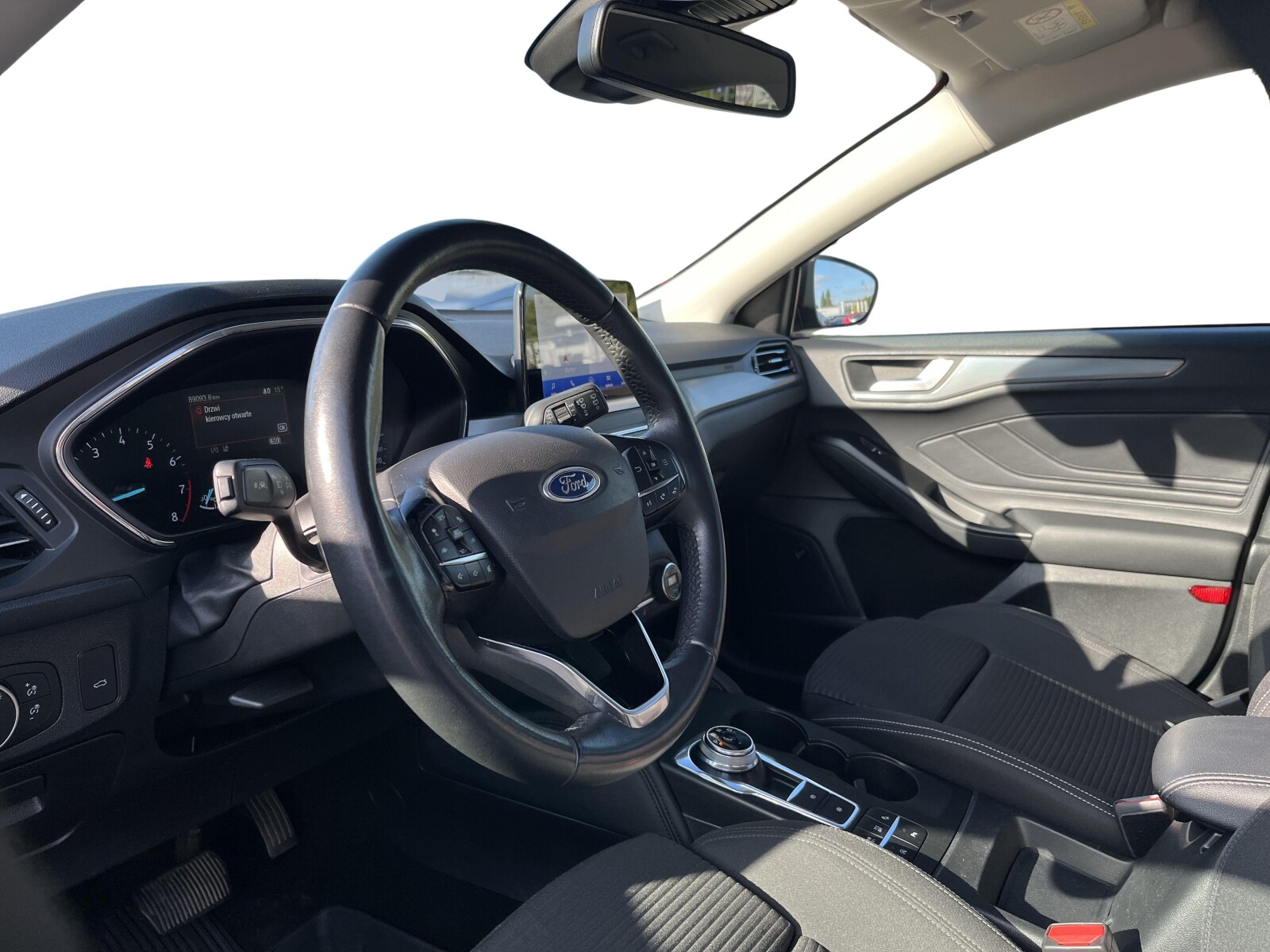 Ford Focus - zdjęcie 9