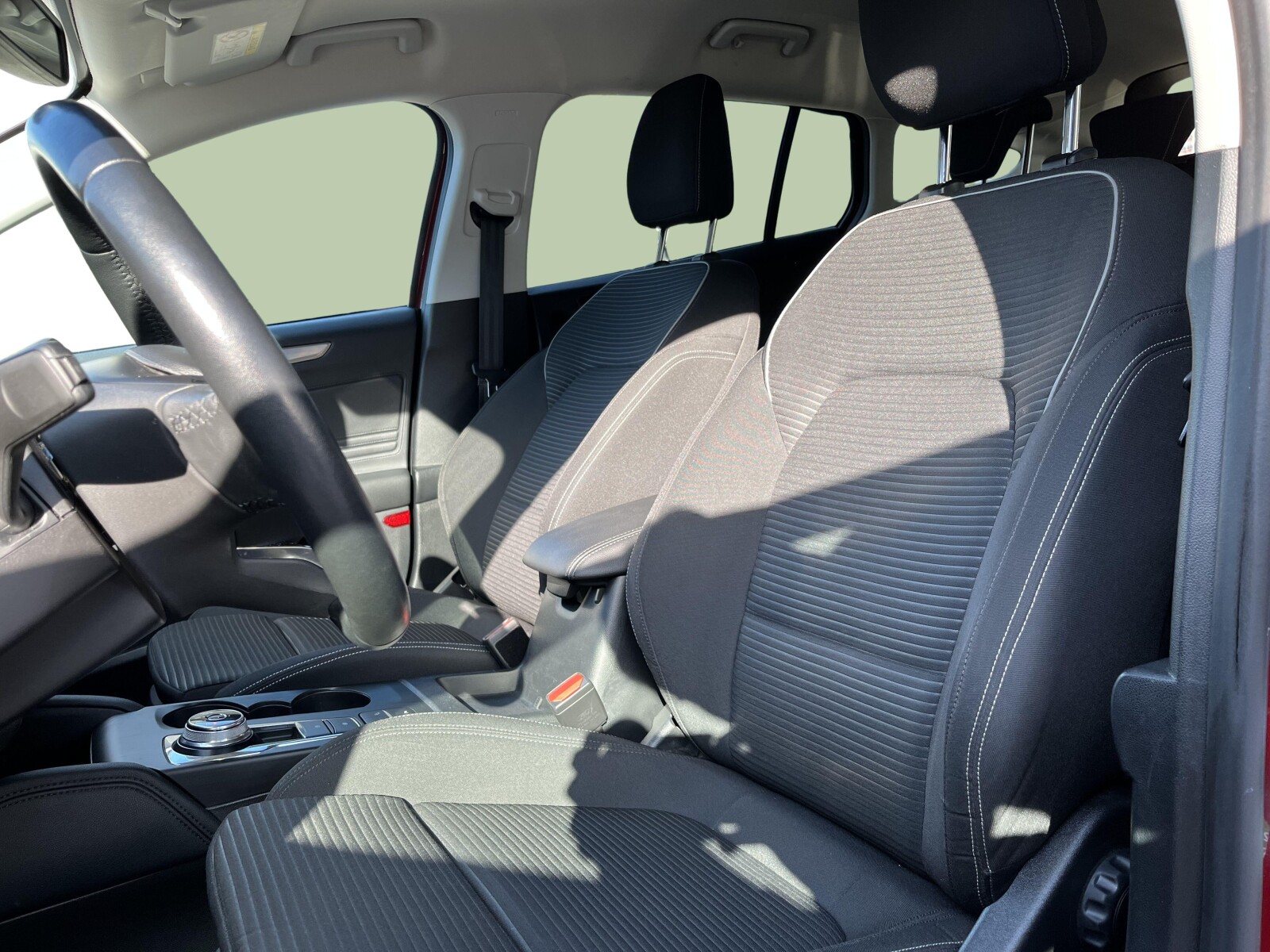 Ford Focus - zdjęcie 12