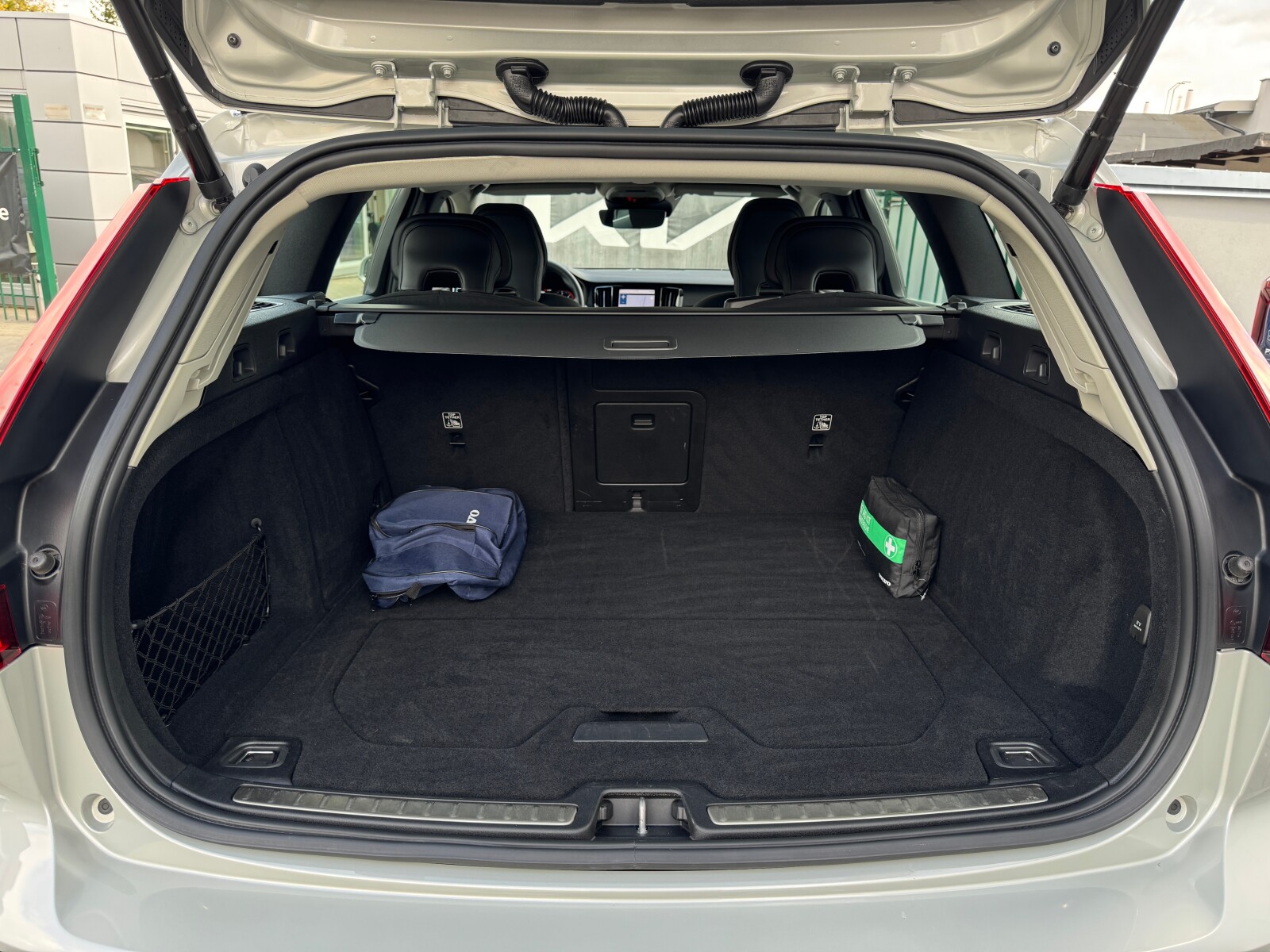 Volvo V60 - zdjęcie 13