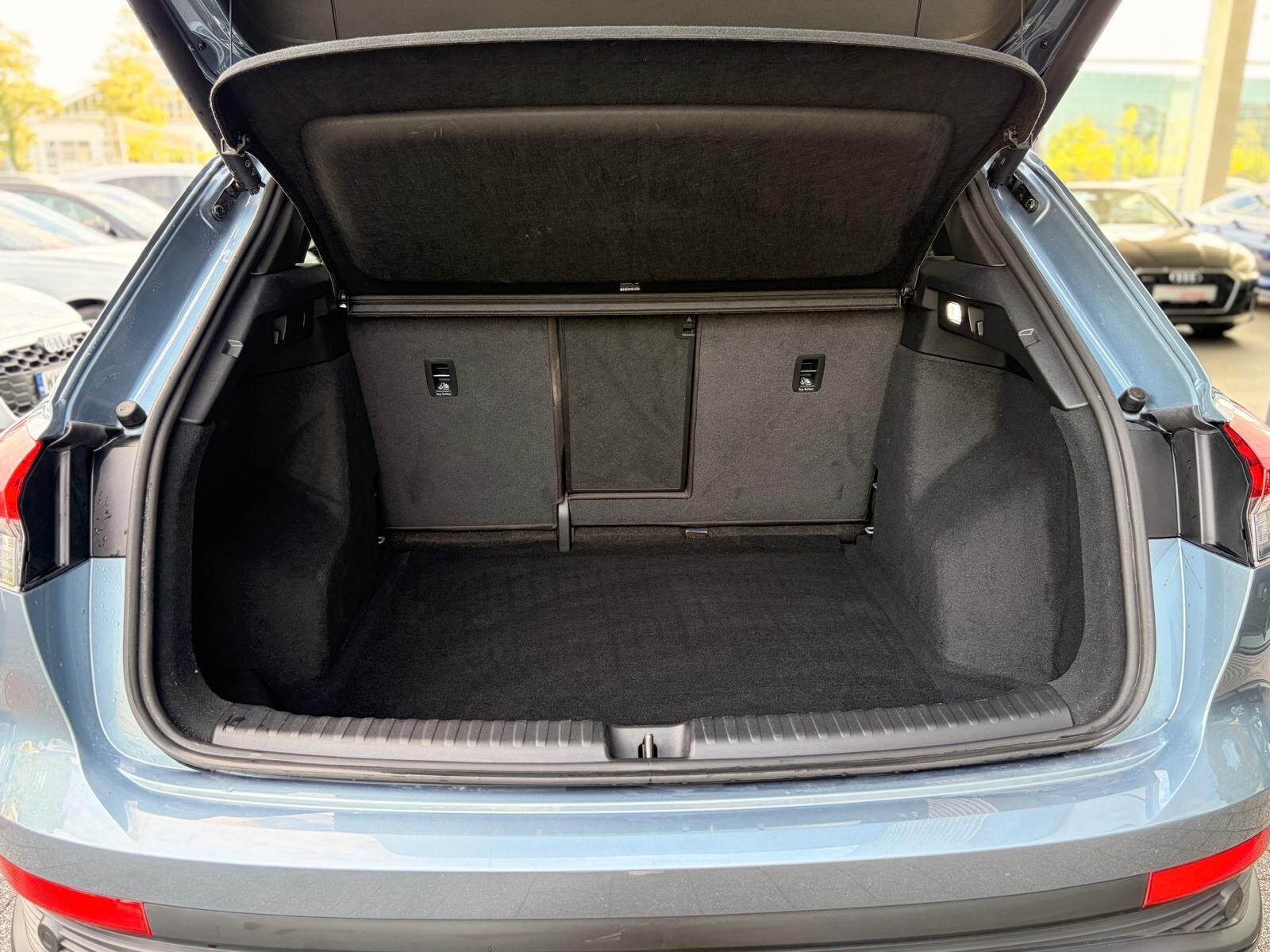 Audi Q4 e-tron - zdjęcie 17