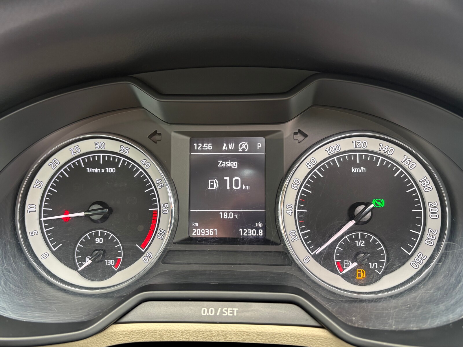 Škoda Octavia Combi - zdjęcie 21