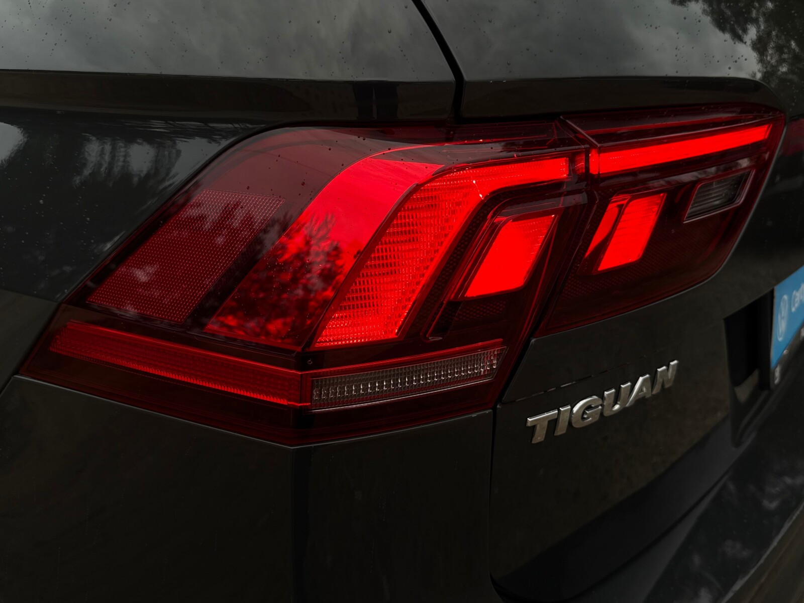 Volkswagen Tiguan - zdjęcie 38