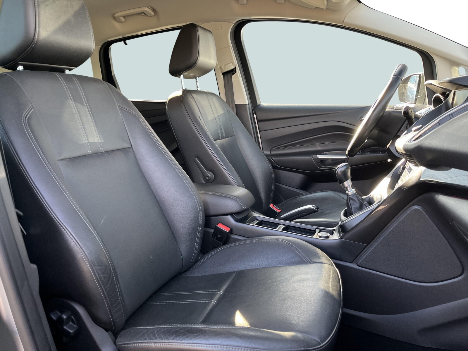 Ford C-MAX - zdjęcie 18