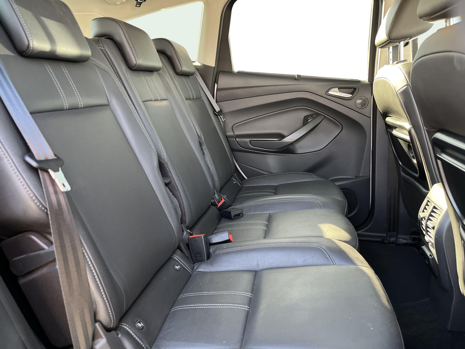 Ford C-MAX - zdjęcie 17