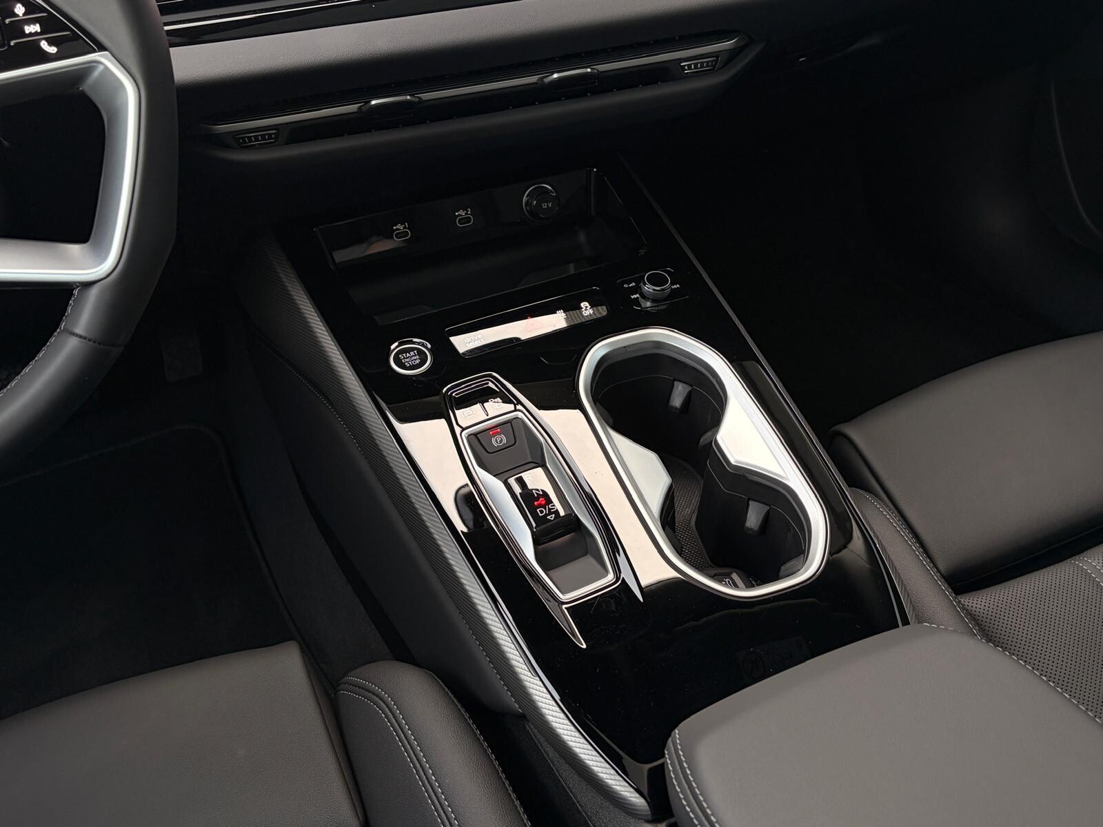 Audi A6 Avant - zdjęcie 29