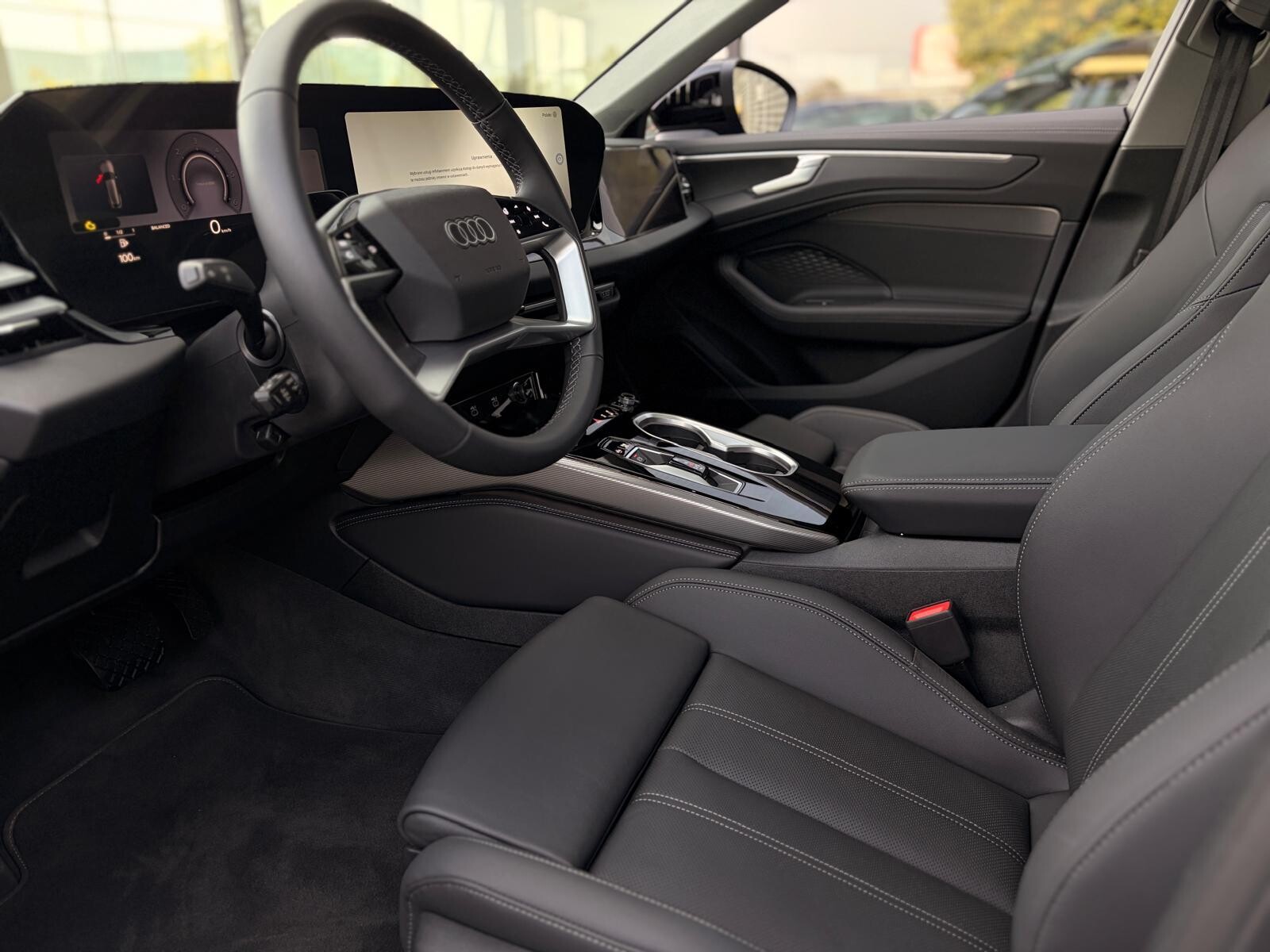 Audi A6 Avant - zdjęcie 12