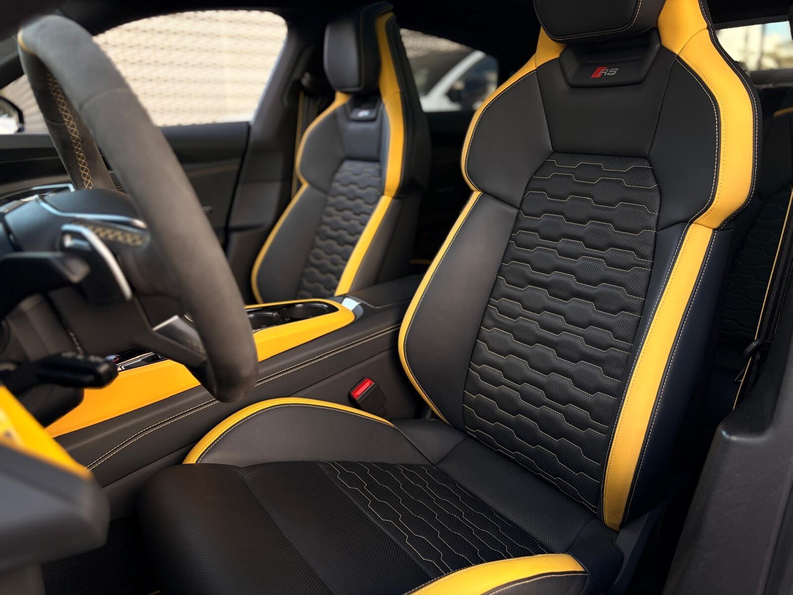 Audi RS e-tron GT - zdjęcie 16