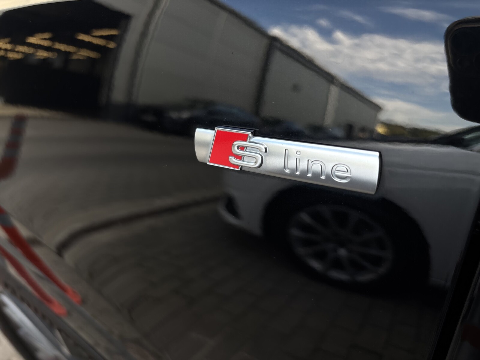 Audi Q3 Sportback - zdjęcie 36