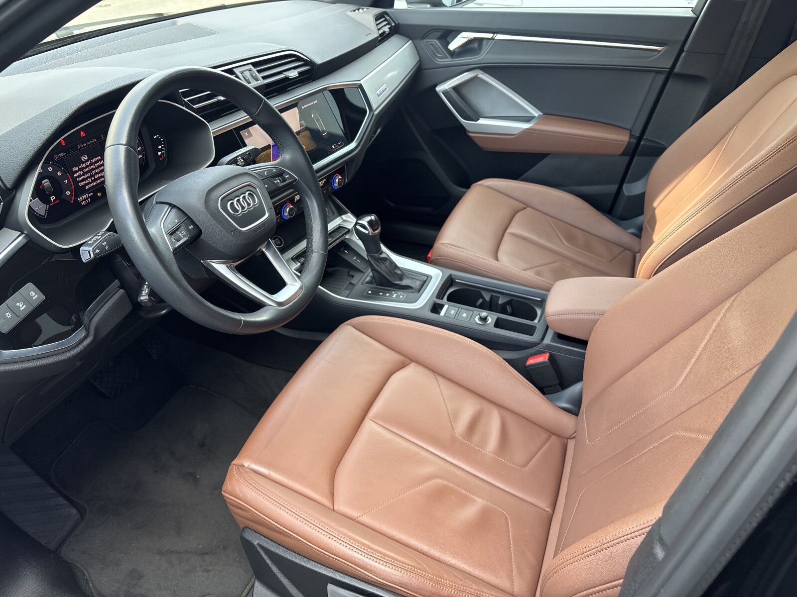 Audi Q3 Sportback - zdjęcie 15