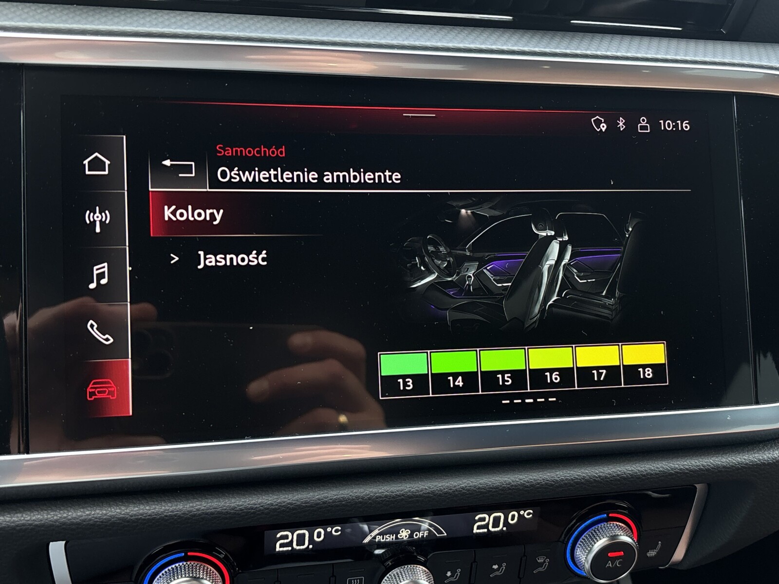 Audi Q3 Sportback - zdjęcie 22