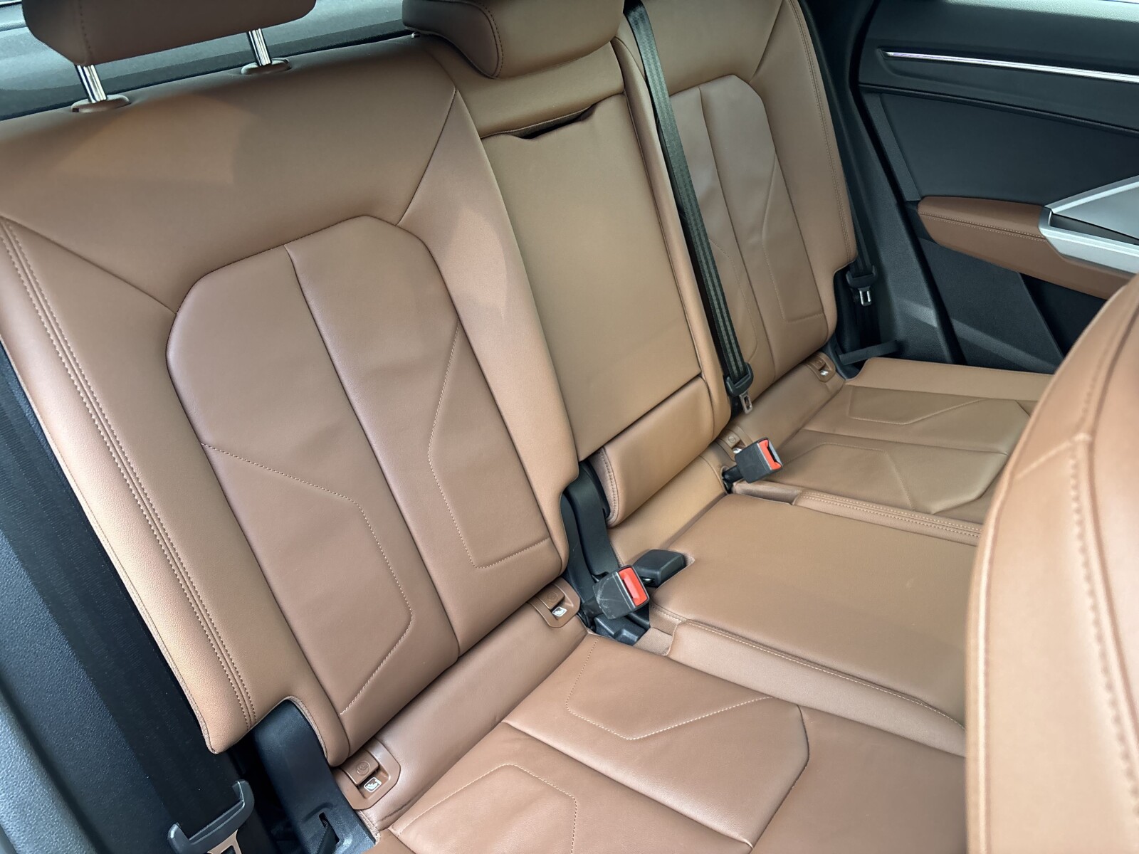 Audi Q3 Sportback - zdjęcie 32