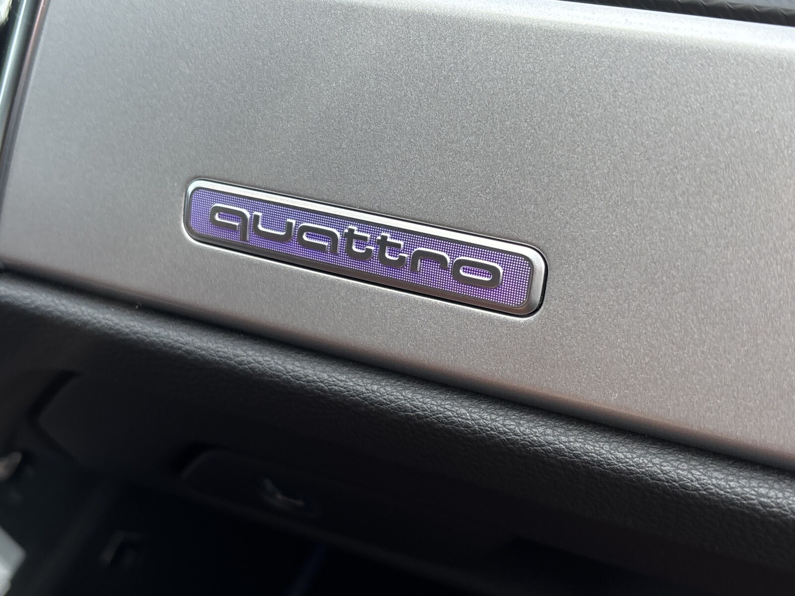 Audi Q3 Sportback - zdjęcie 35