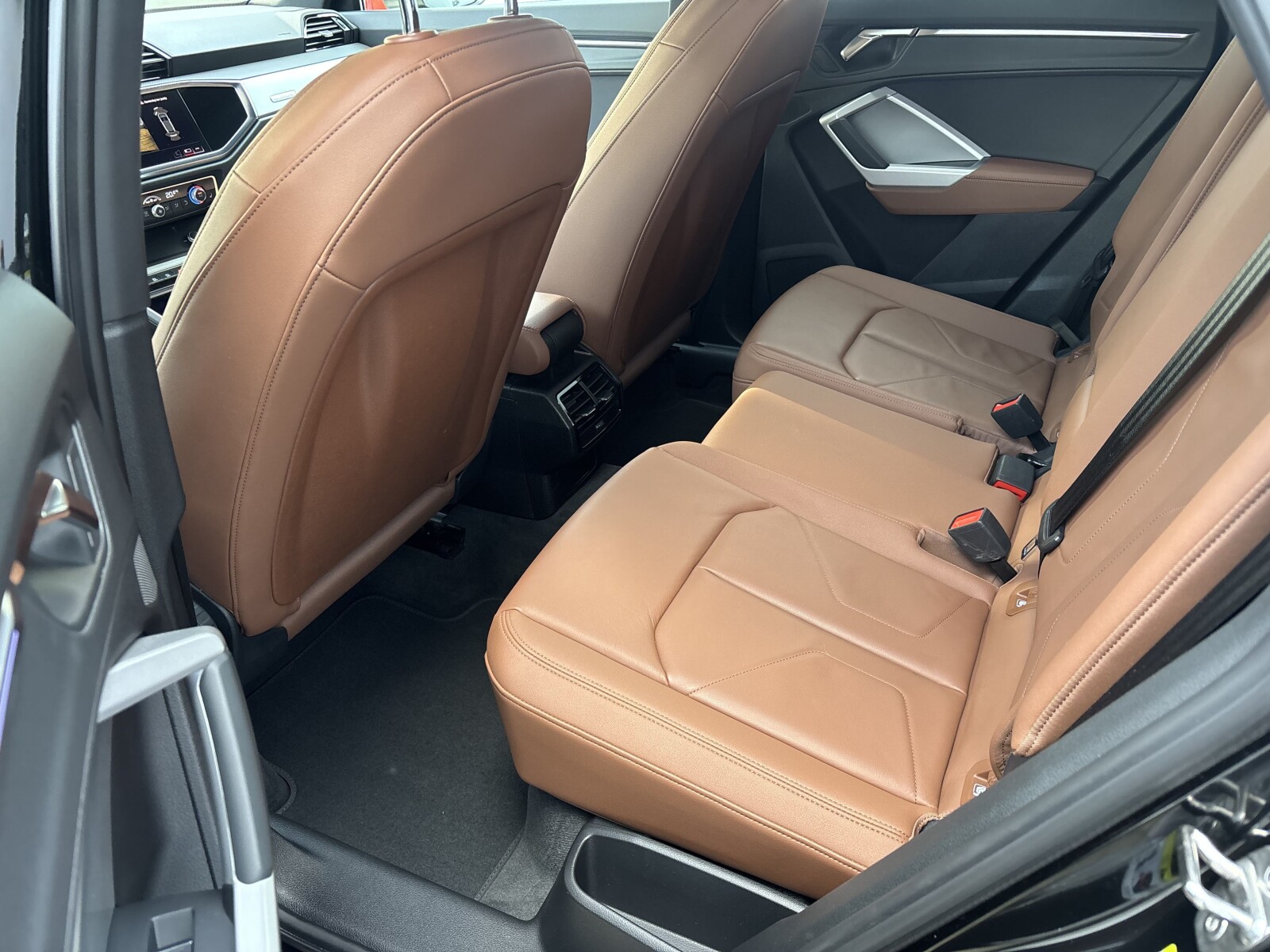 Audi Q3 Sportback - zdjęcie 29