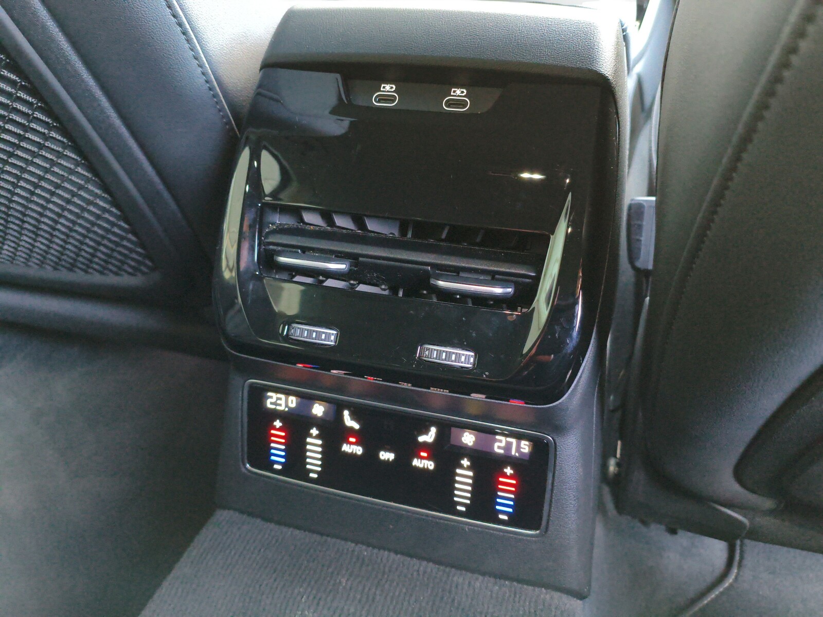 Audi A6 Avant - zdjęcie 14