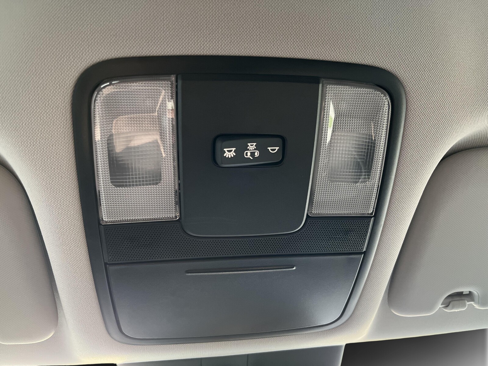 Kia Ceed - zdjęcie 33