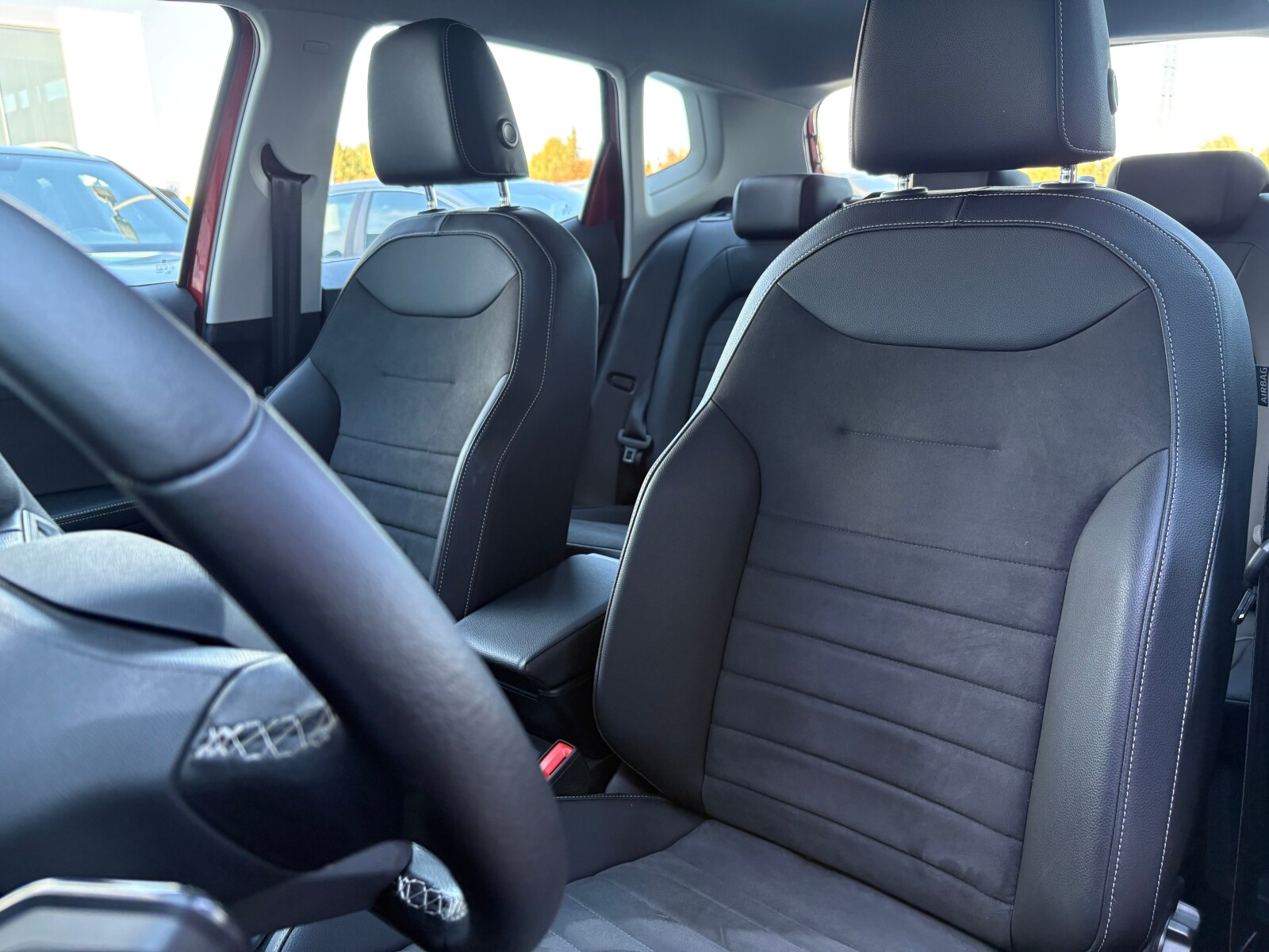 Seat Arona - zdjęcie 12