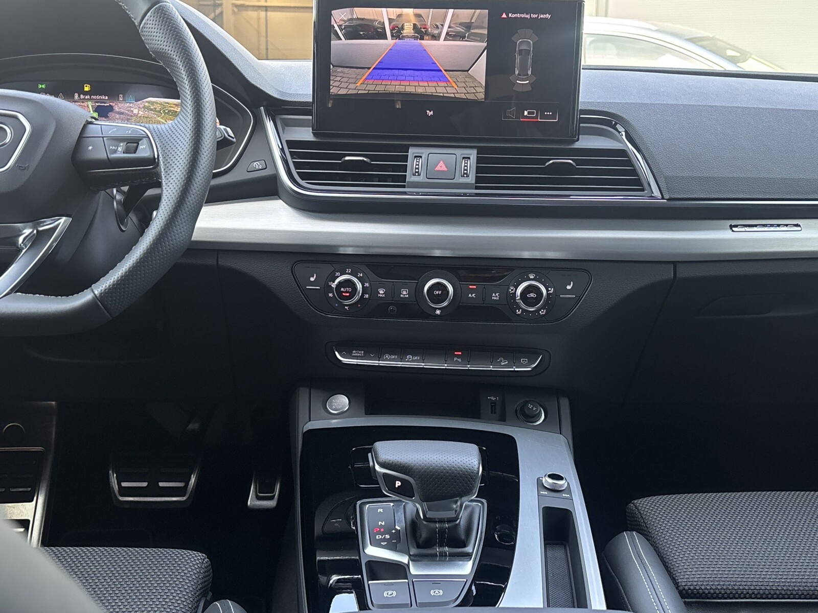 Audi Q5 - zdjęcie 27
