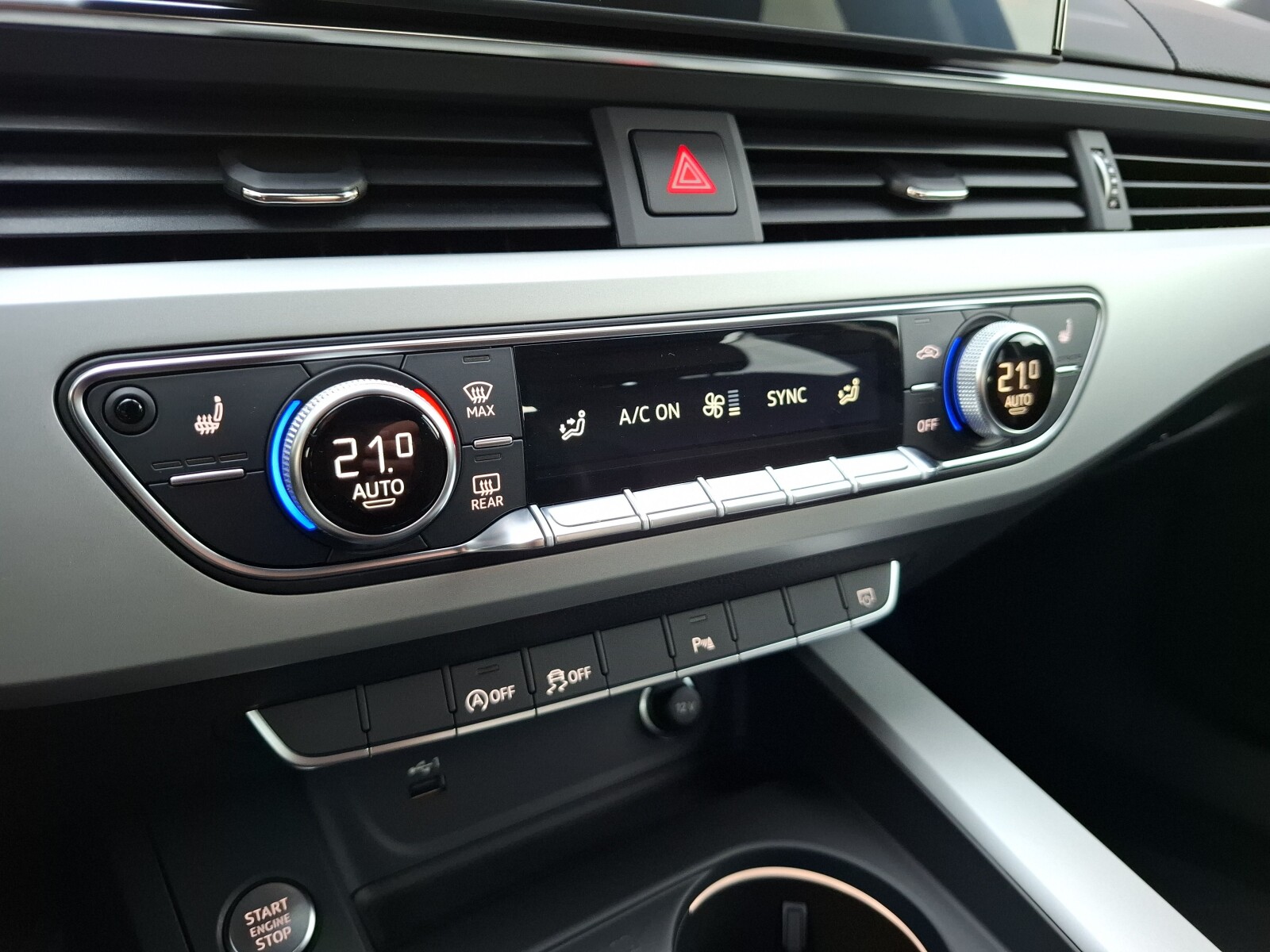 Audi A4 Avant - zdjęcie 32