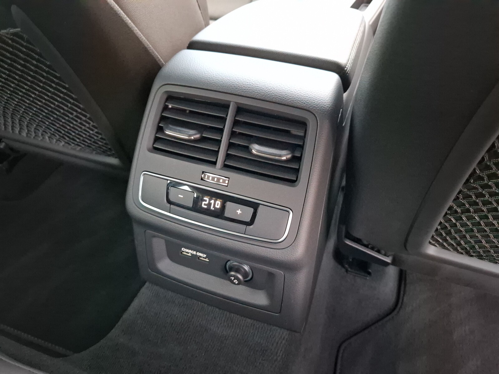 Audi A4 Avant - zdjęcie 21
