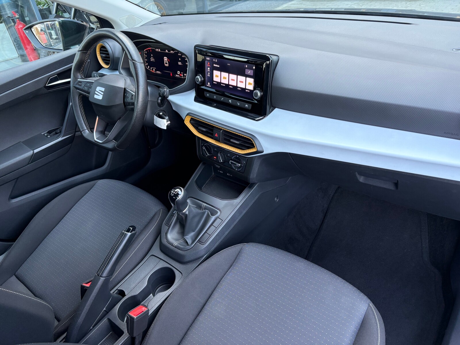 Seat Ibiza - zdjęcie 15