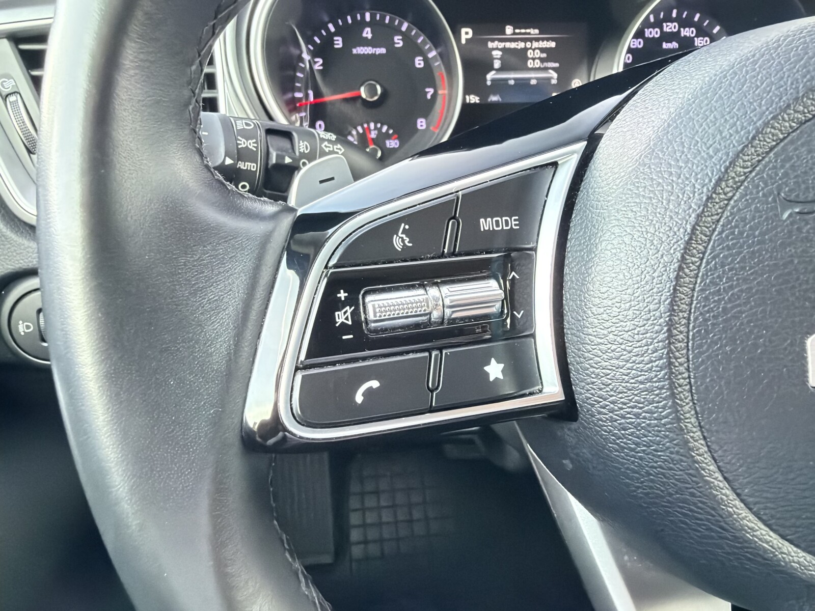 Kia XCeed - zdjęcie 20